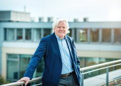 但我们仍需当下